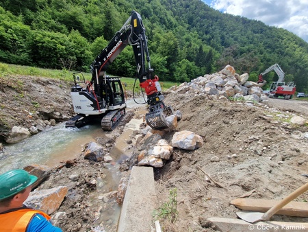 Sanacijska obnova vodotokov in hudournikov po poplavah (4)